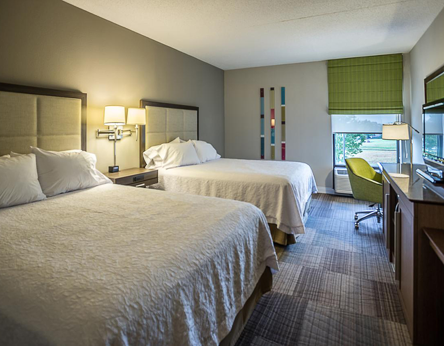 Hampton Inn Somerset Sample room