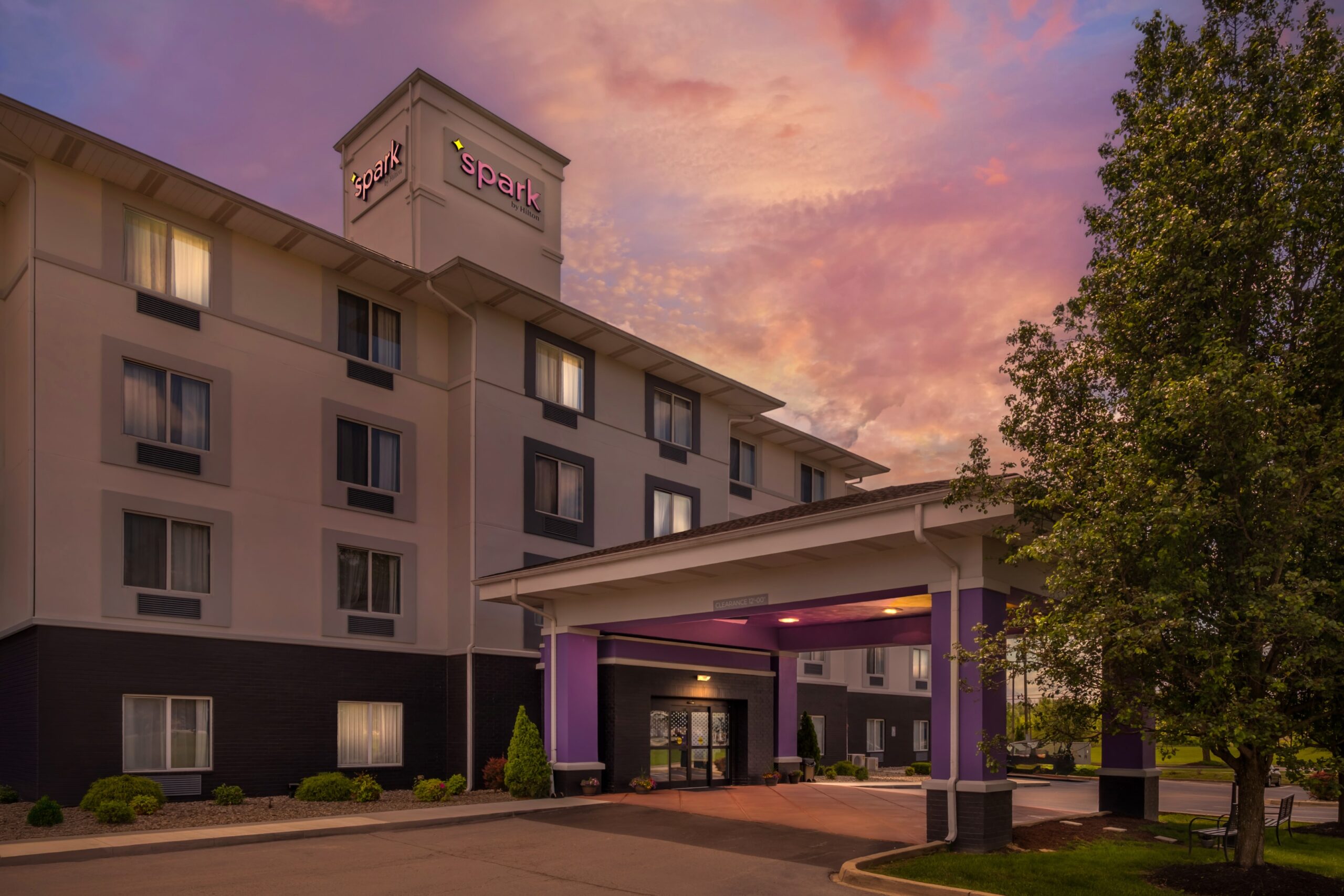 Exterior of Spark by Hilton, Shepherdsville
