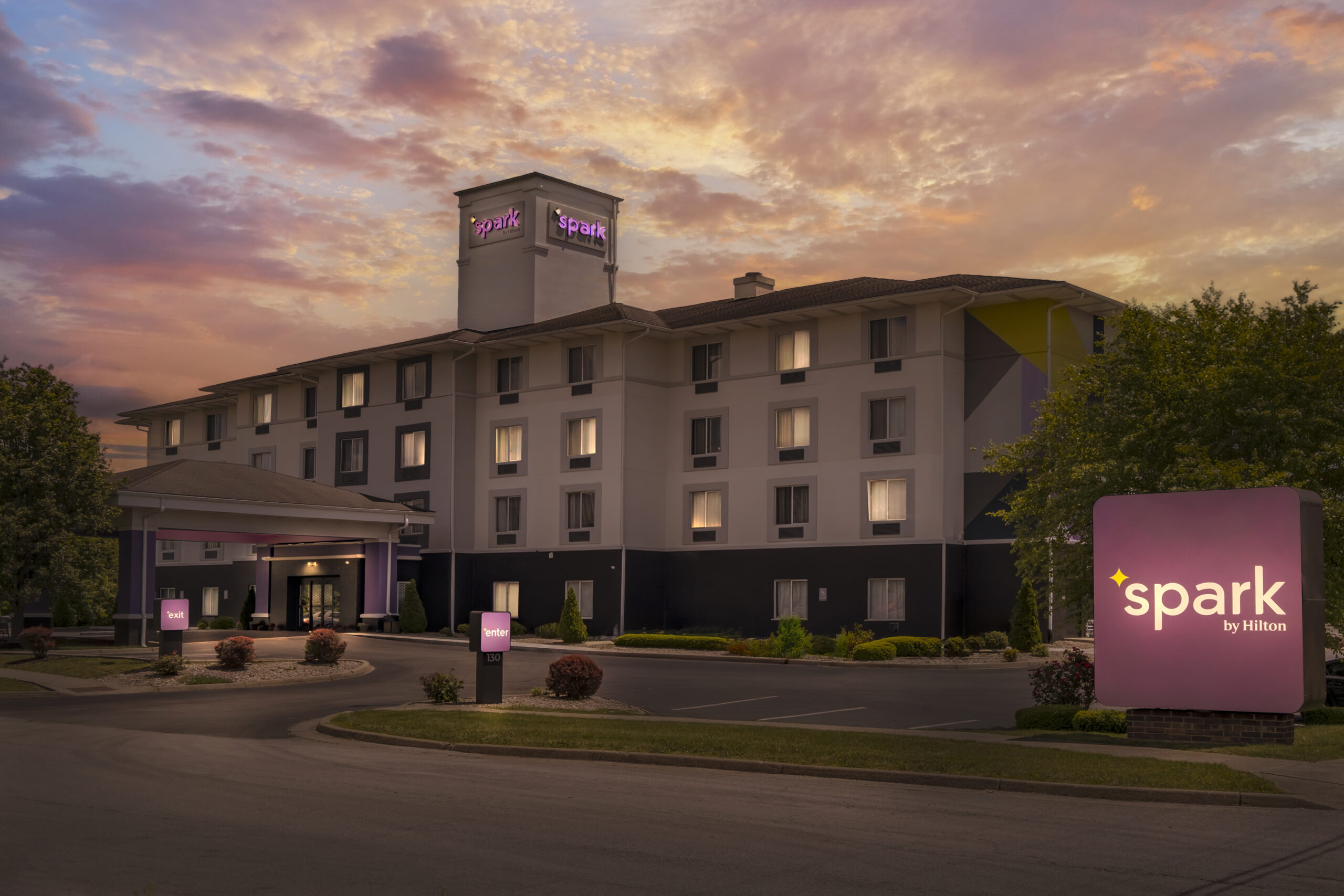Exterior of Spark by Hilton, Shepherdsville