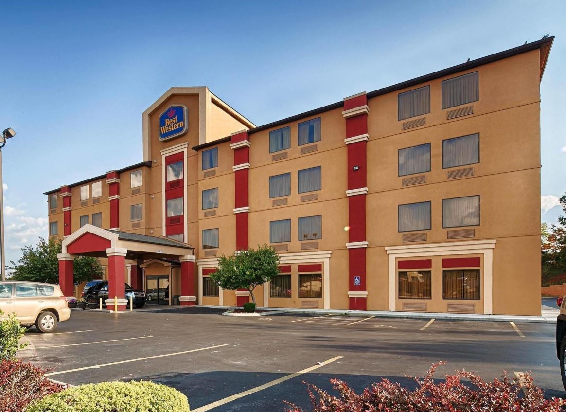 Exterior of Best Western Hotel Somerset