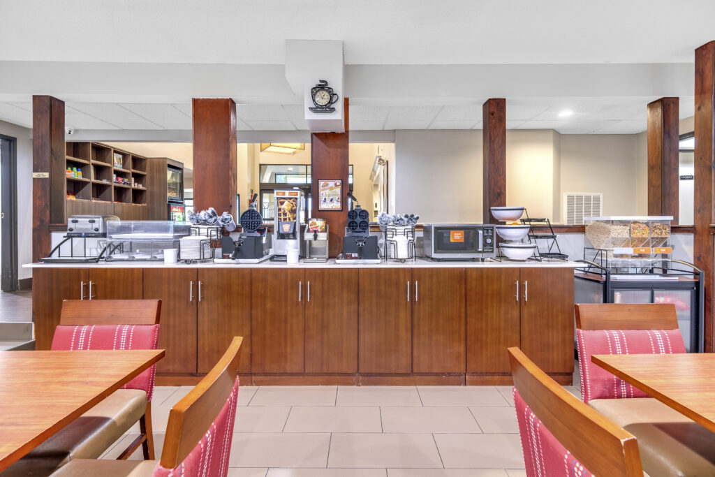 Breakfast Stand at Comfort Inn Somerset KY
