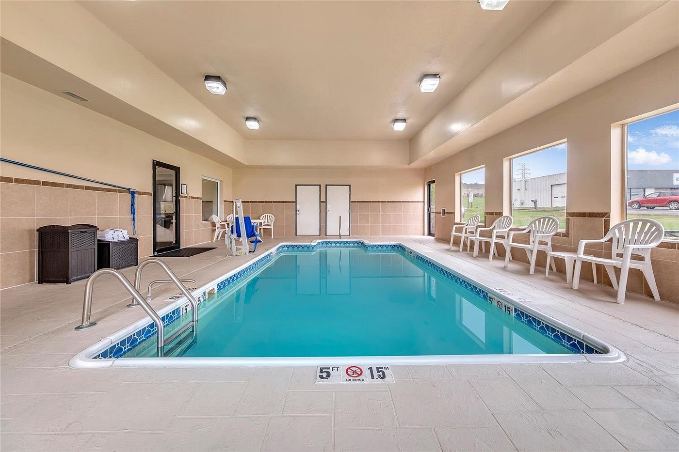 Picture of Indoor Pool at Comfort Inn Somerset KY Indoor pool