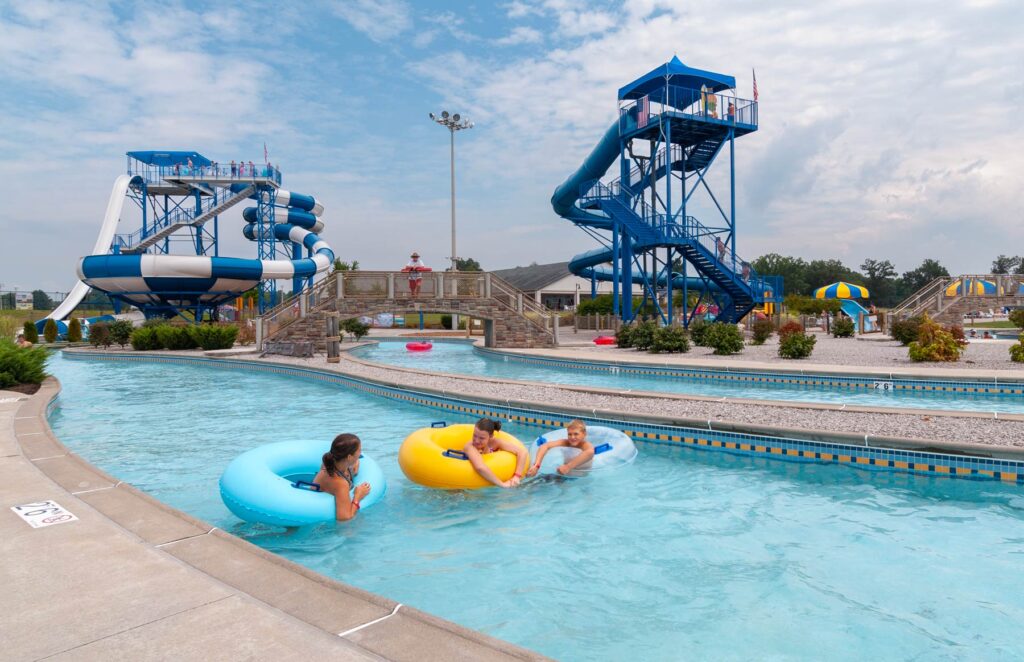 A picture of two ladies enjoying Somersplash waterpark