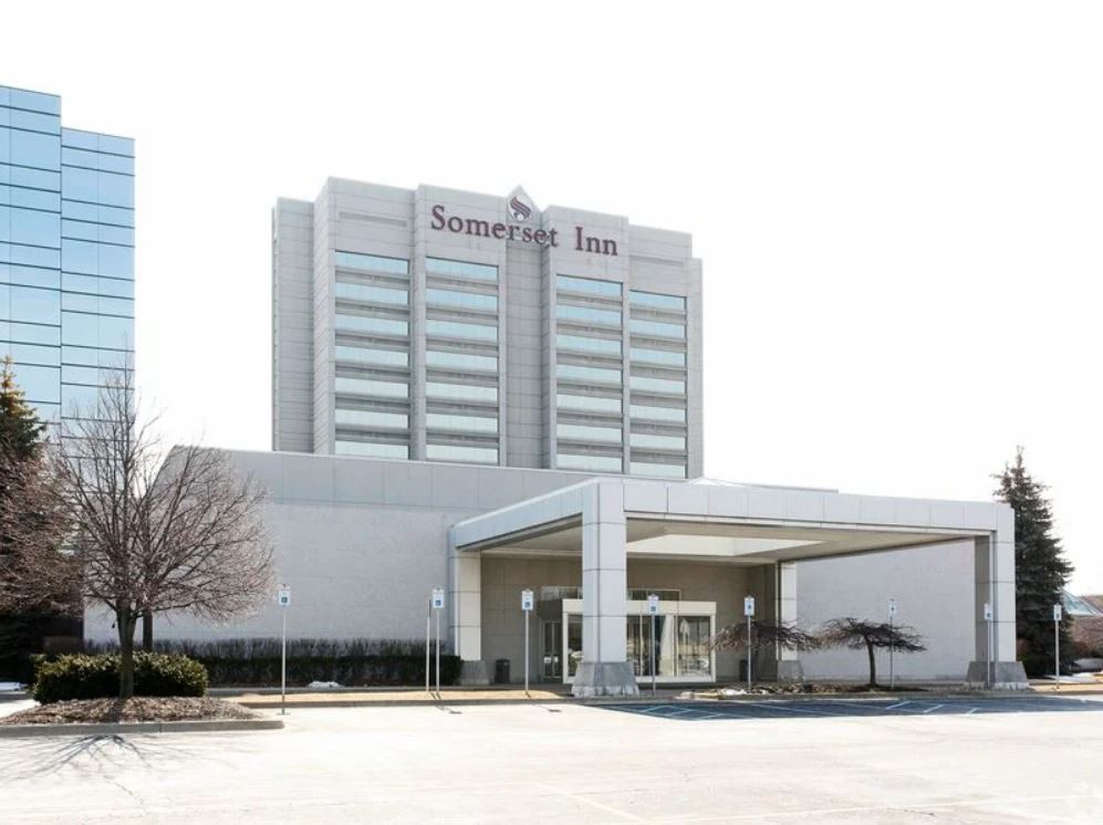 Exterior of Somerset Inn Kentucky