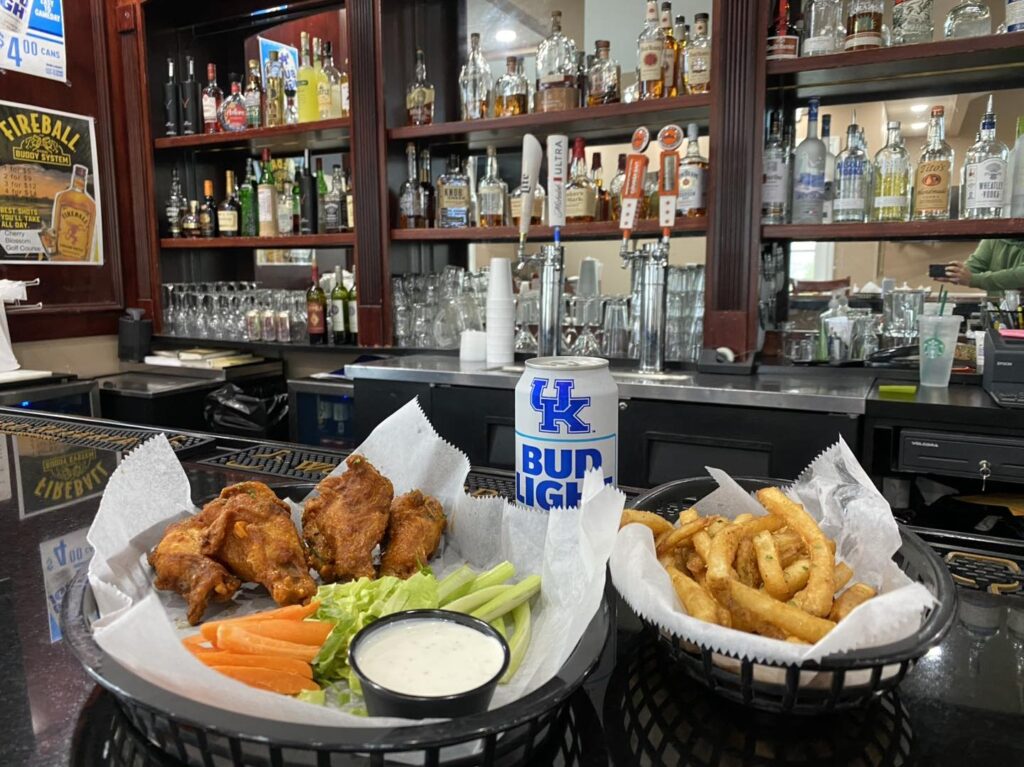 Cherry Blossom Golf Club where to eat when on an extended stay in a hotel in Georgetown KY