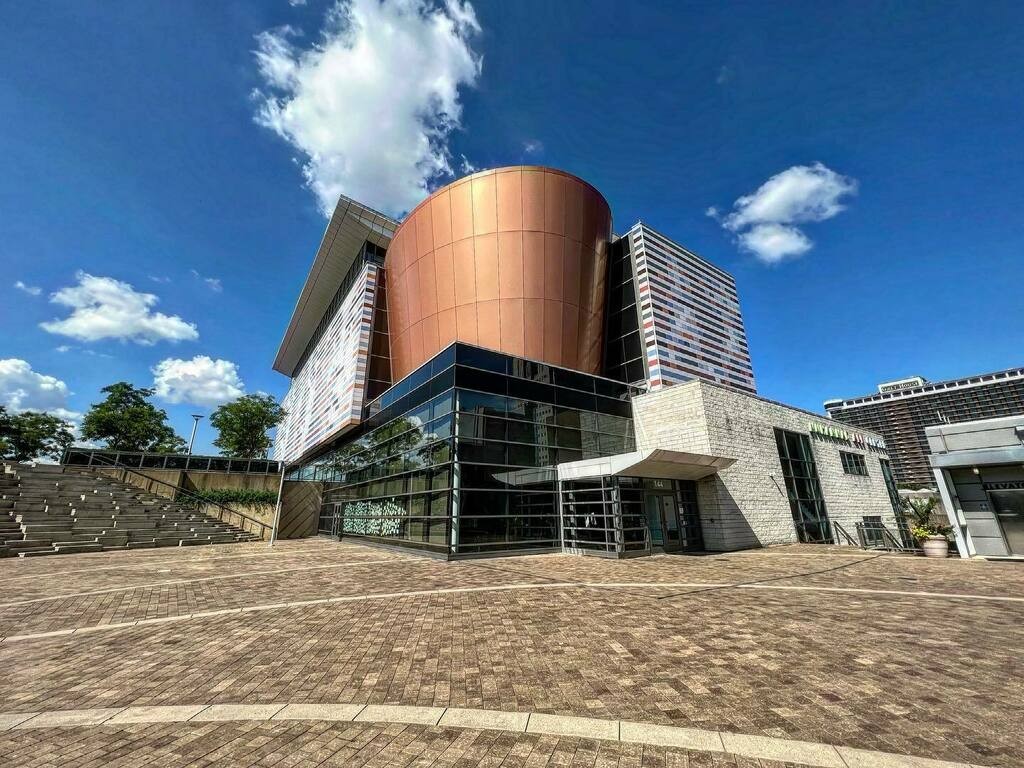 Muhammad Ali Center and Hotels Near Waterfront Louisville KY